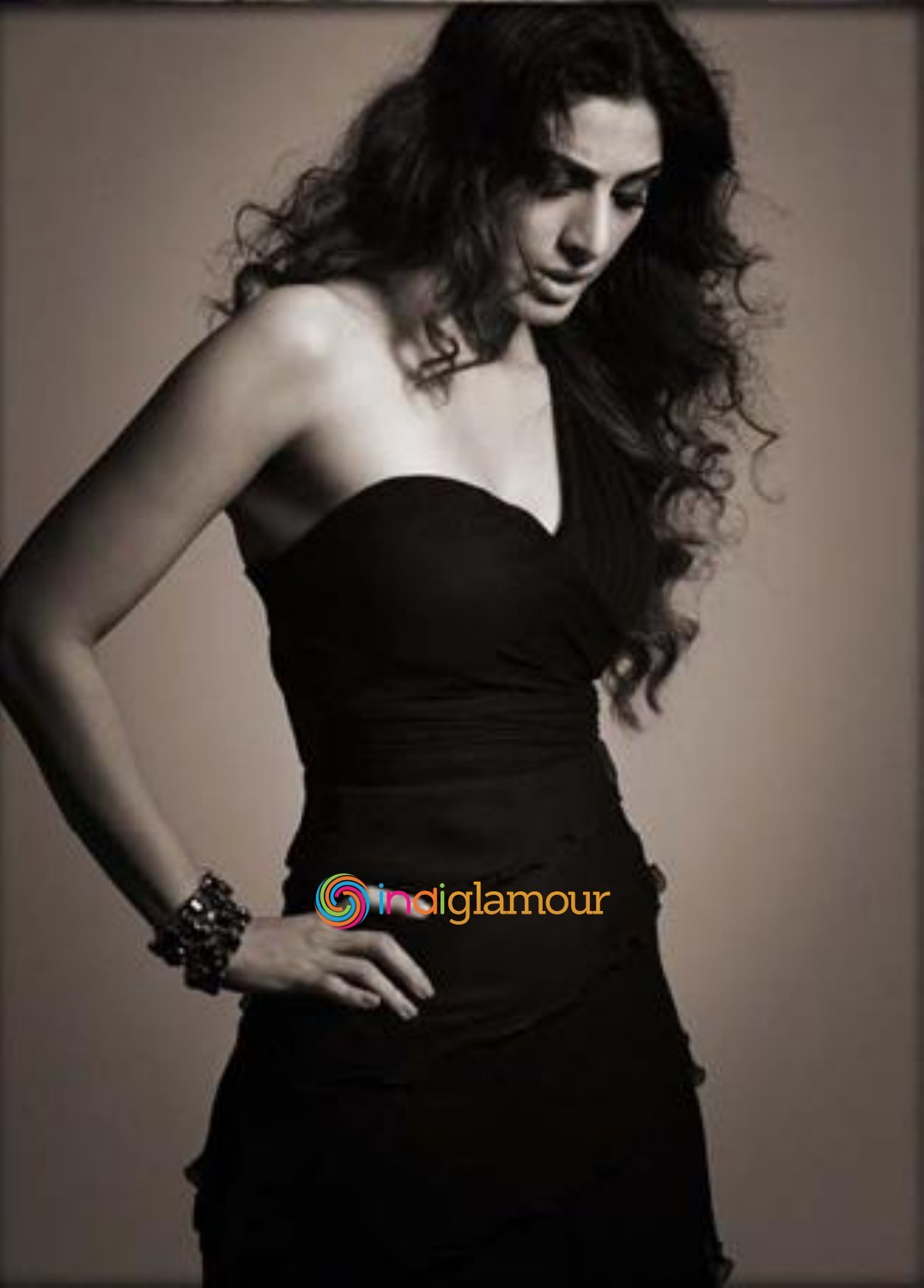 Tabu Actress hd photo