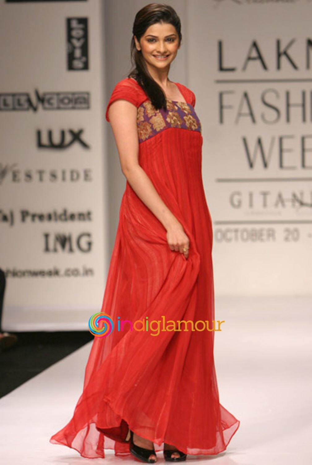 Prachi Desai Actress hd photo
