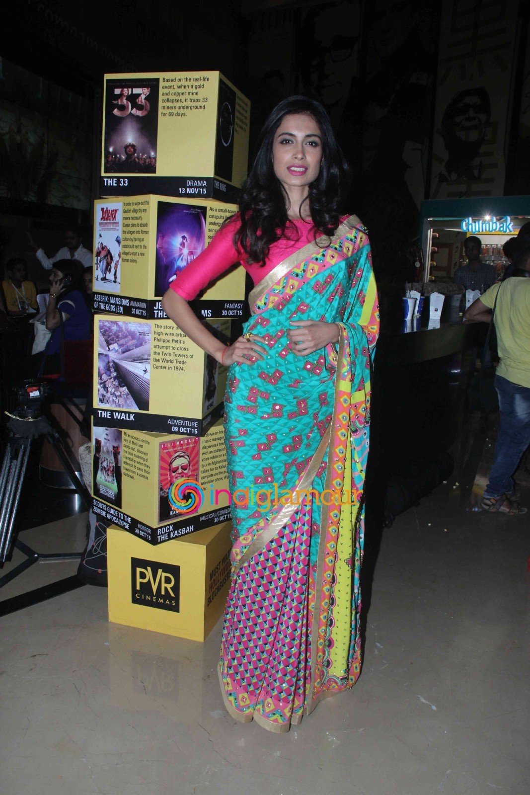 Sarah Jane Dias Actress hd photo