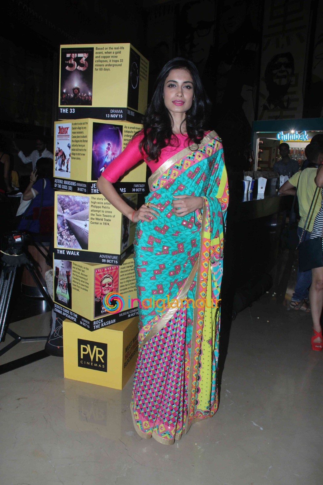 Sarah Jane Dias Actress hd photo