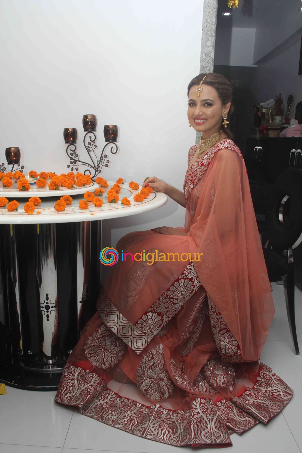 Sana Khan Actress hd photo