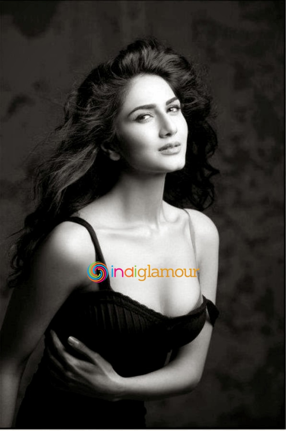 Vaani Kapoor Actress hd photo