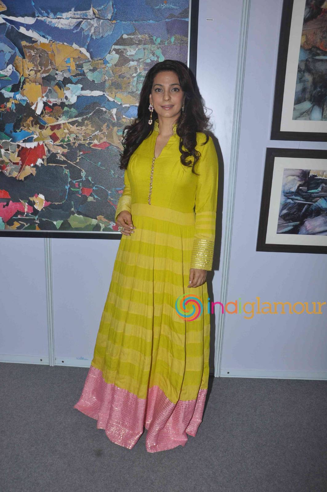 Juhi Chawla Actress hd photo