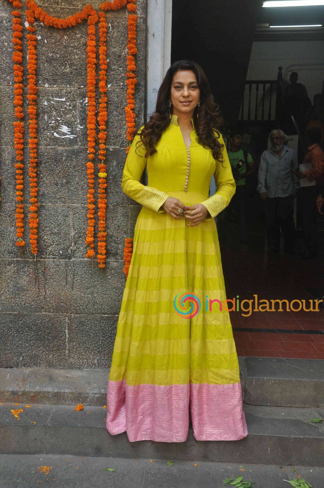 Juhi Chawla Actress hd photo