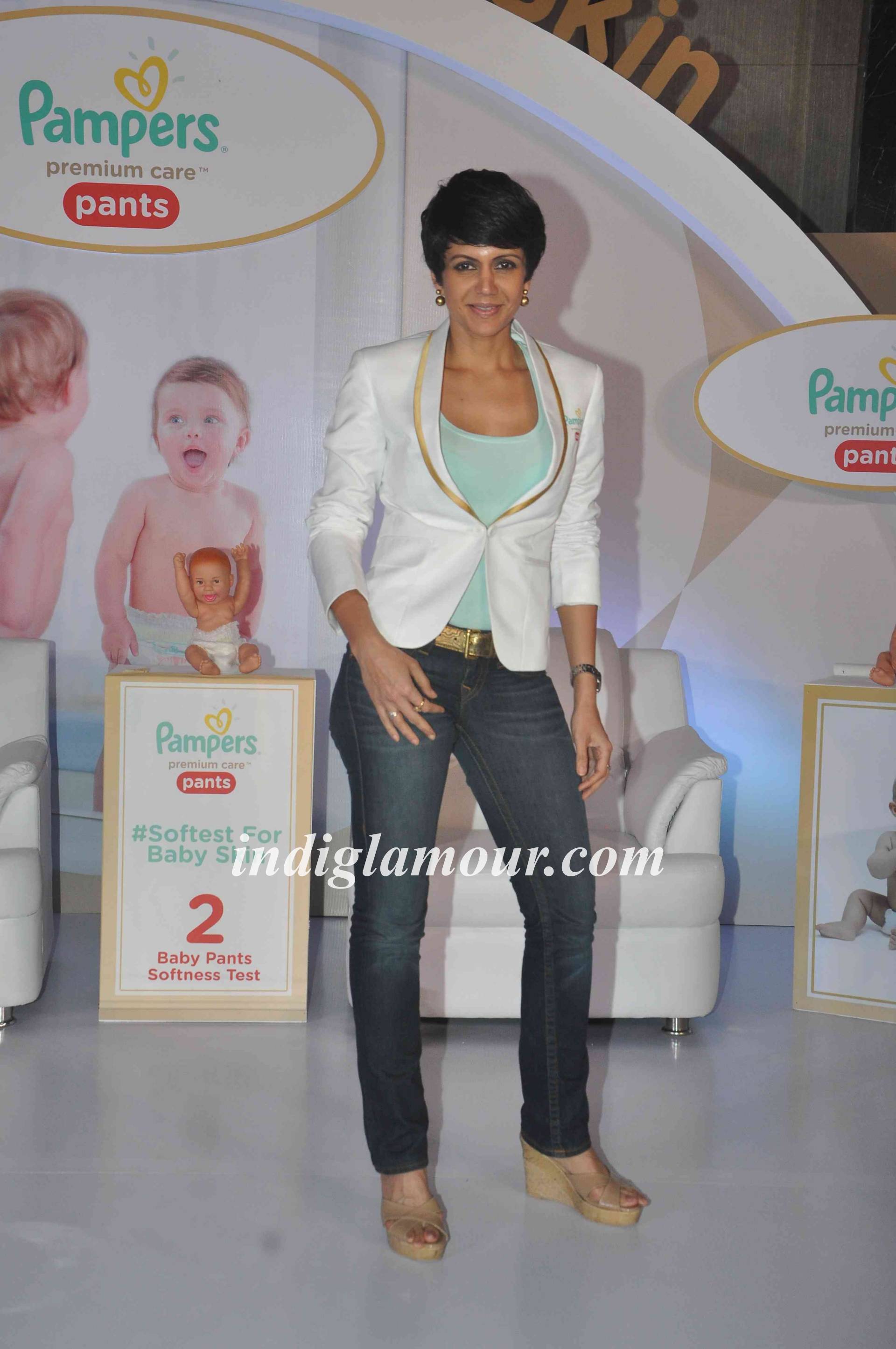 Mandira Bedi Actress hd photo