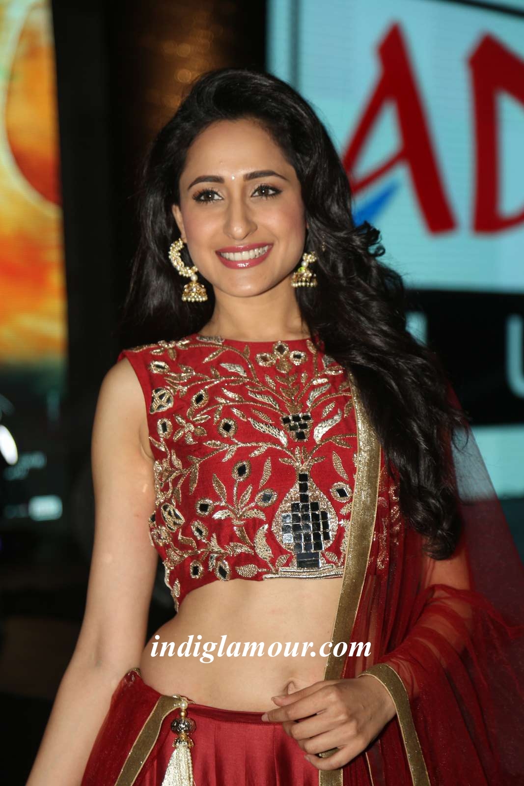 Pragya Jaiswal Actress hd photo