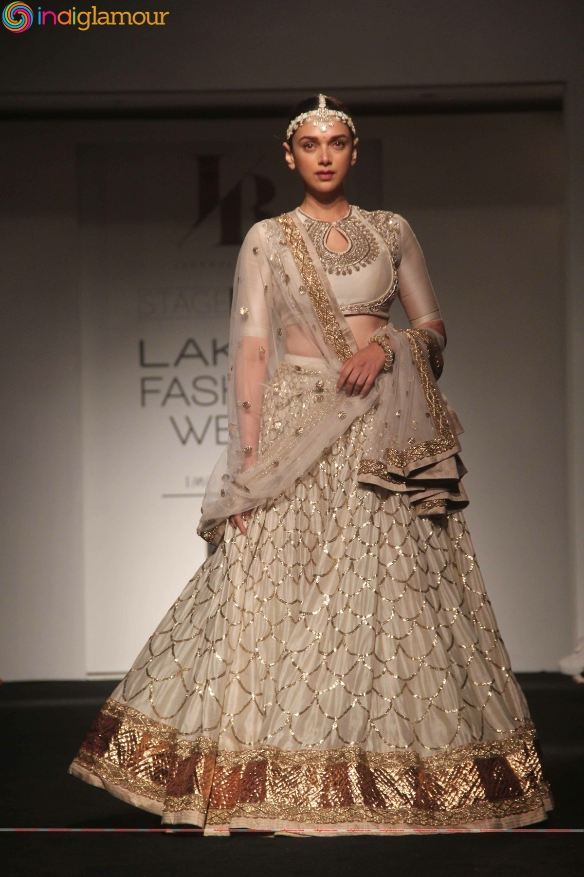 Aditi Rao Hydari Actress hd photo