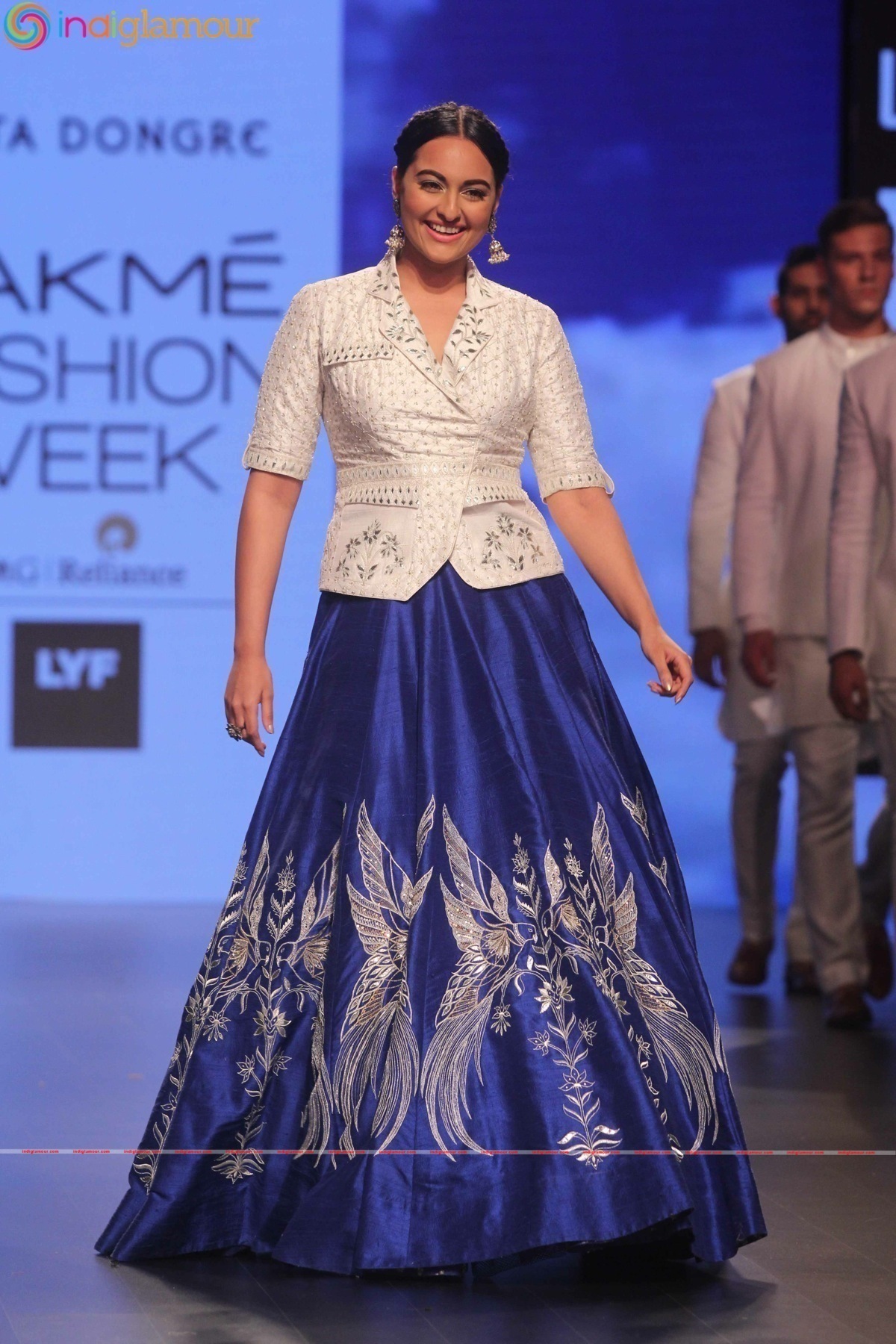 Sonakshi Sinha Actress hd photo