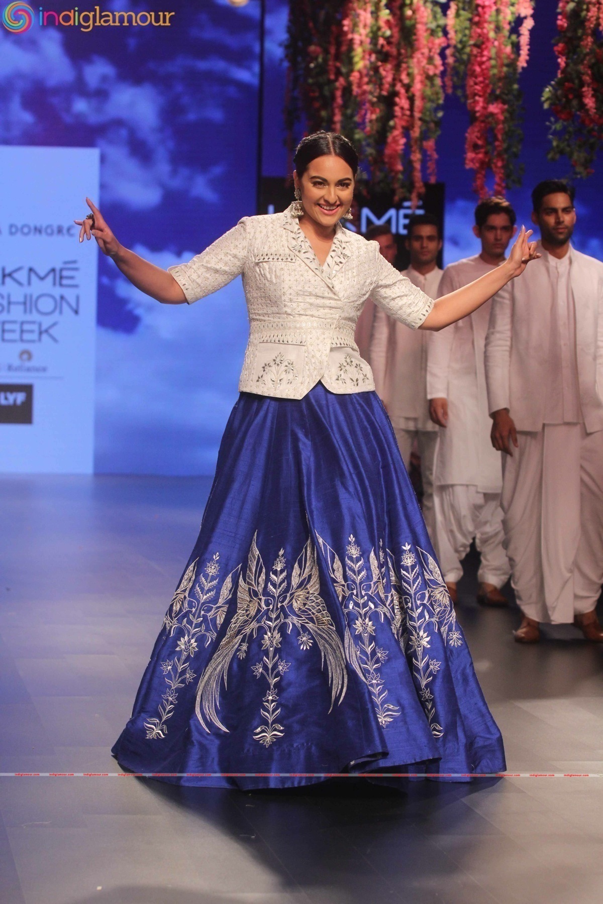 Sonakshi Sinha Actress hd photo