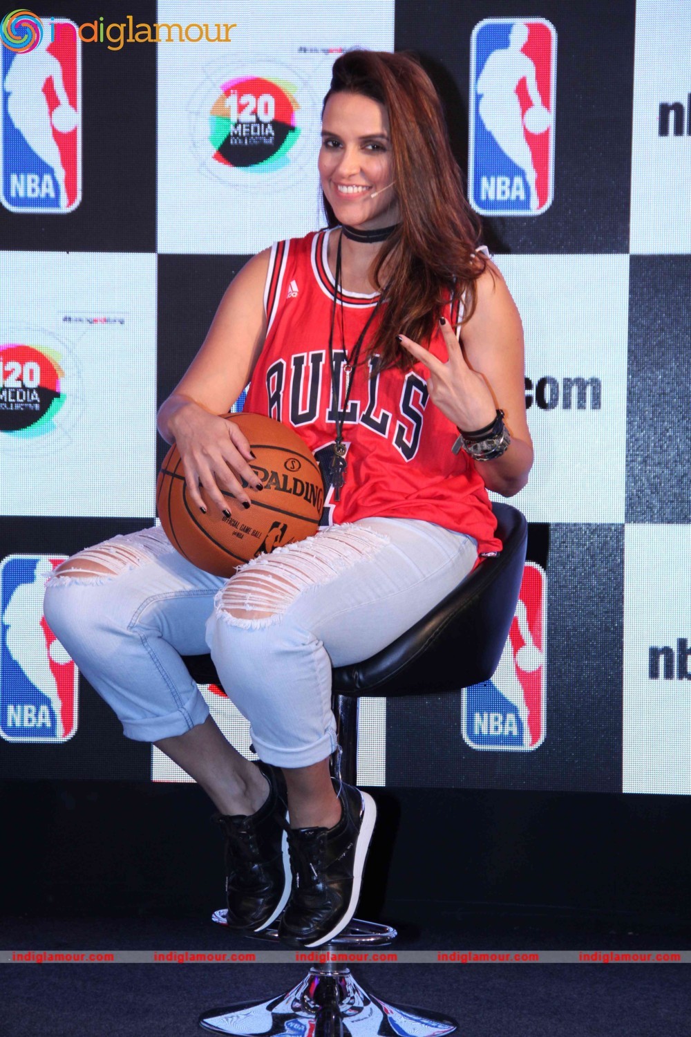 Neha Dhupia Actress hd photo