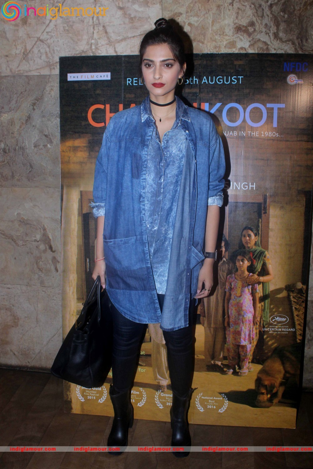 Sonam Kapoor Actress hd photo
