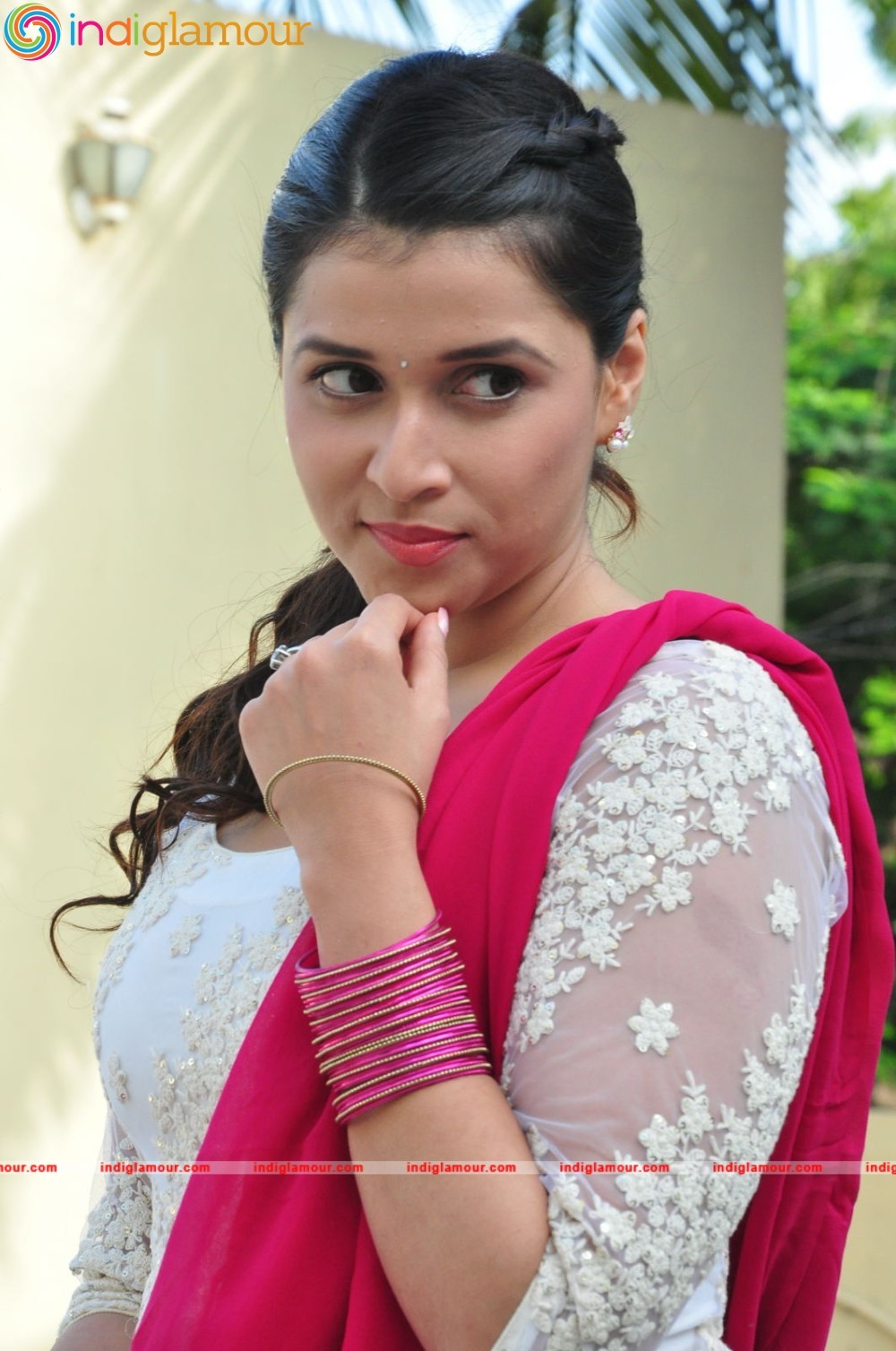 Mannara Chopra Actress hd photo