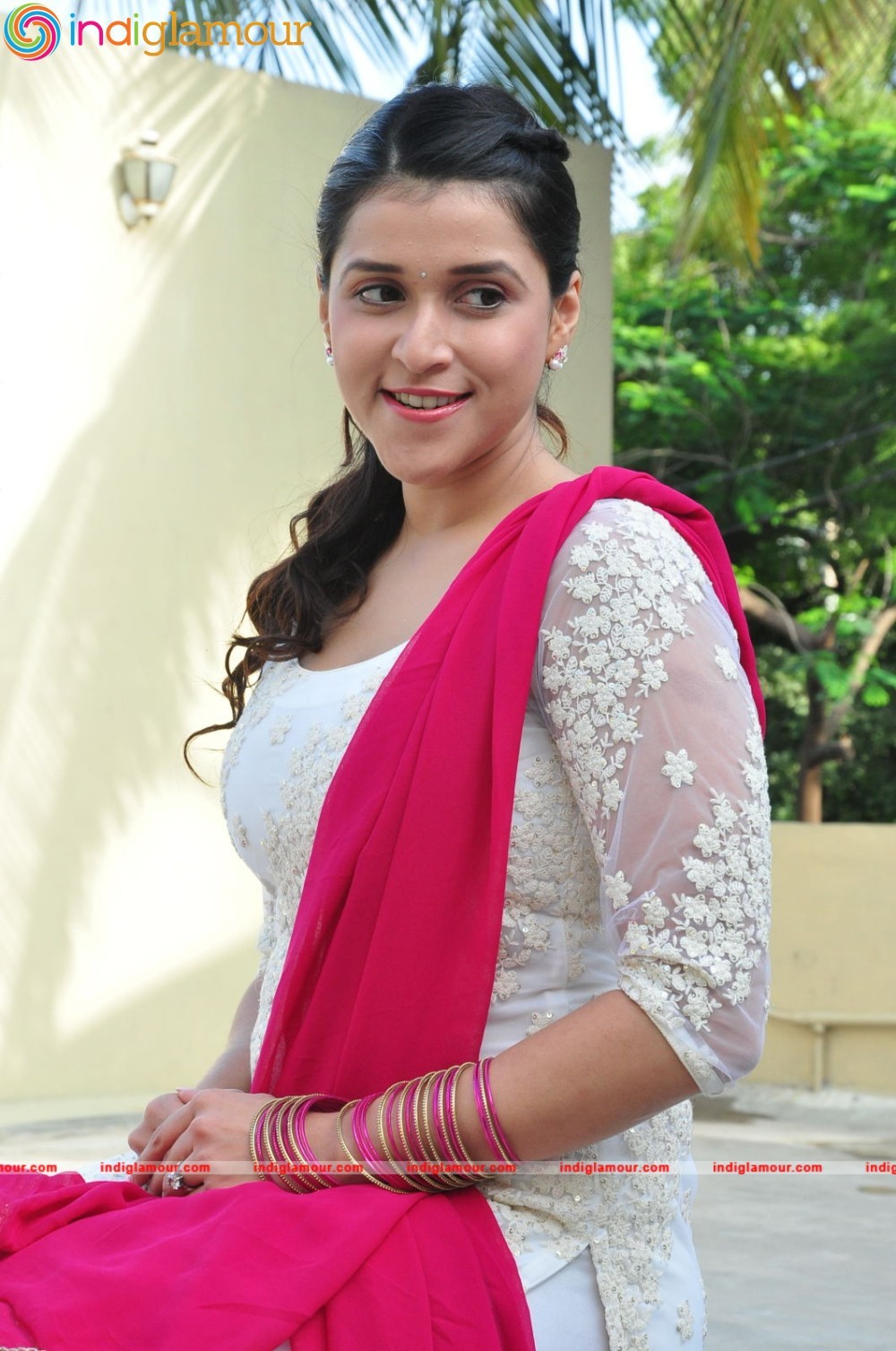 Mannara Chopra Actress hd photo