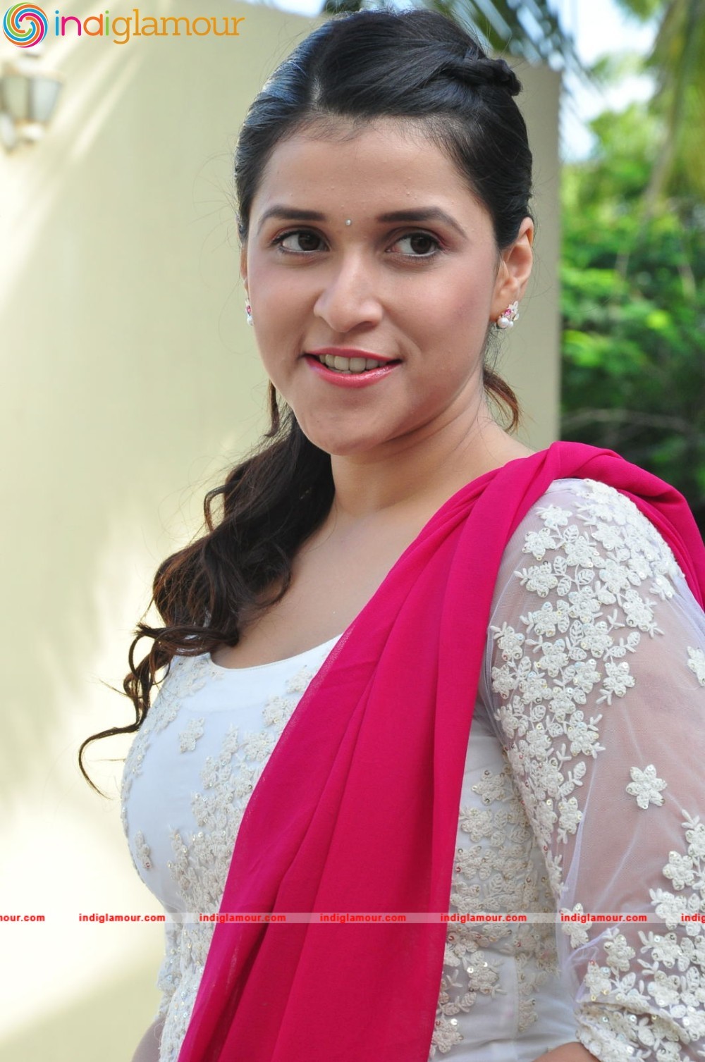 Mannara Chopra Actress hd photo
