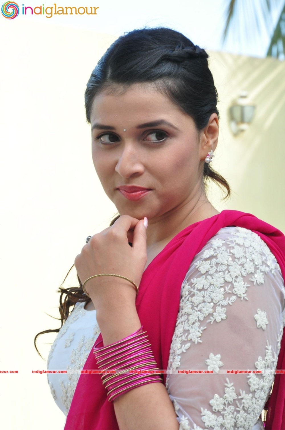 Mannara Chopra Actress hd photo