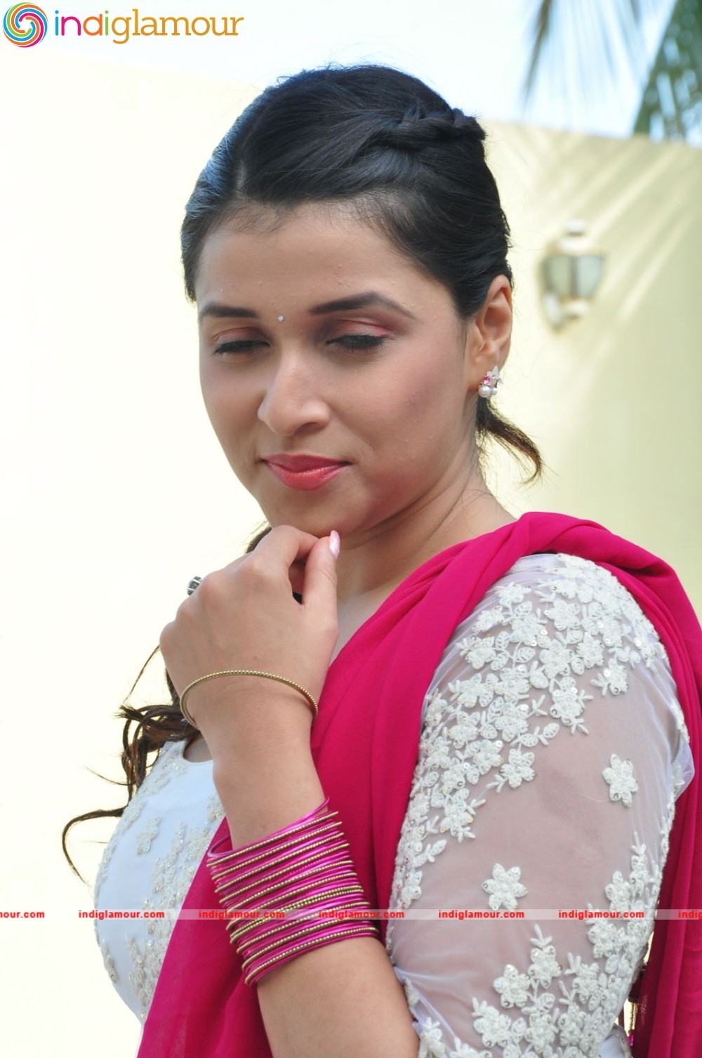 Mannara Chopra Actress hd photo