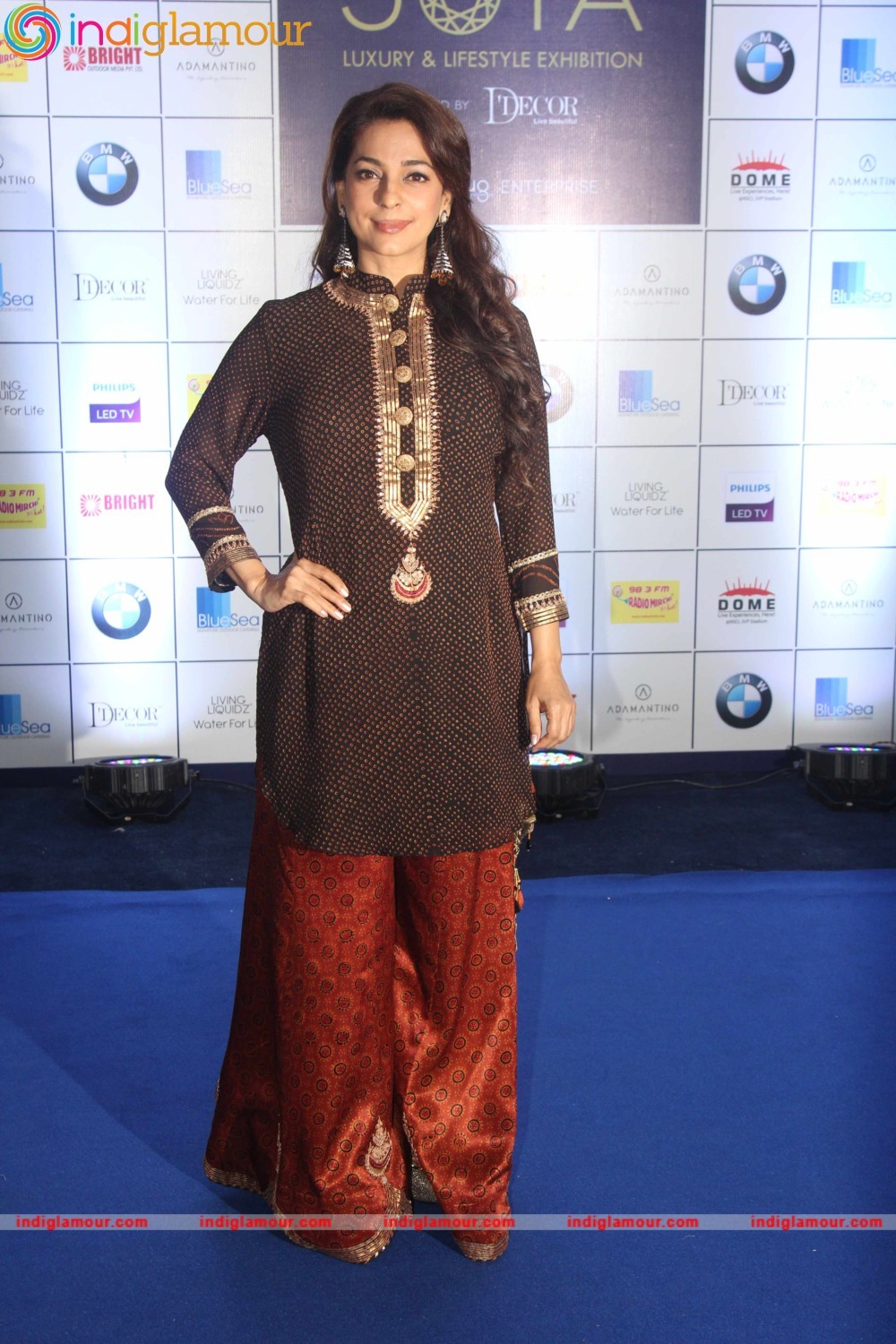 Juhi Chawla Actress hd photo