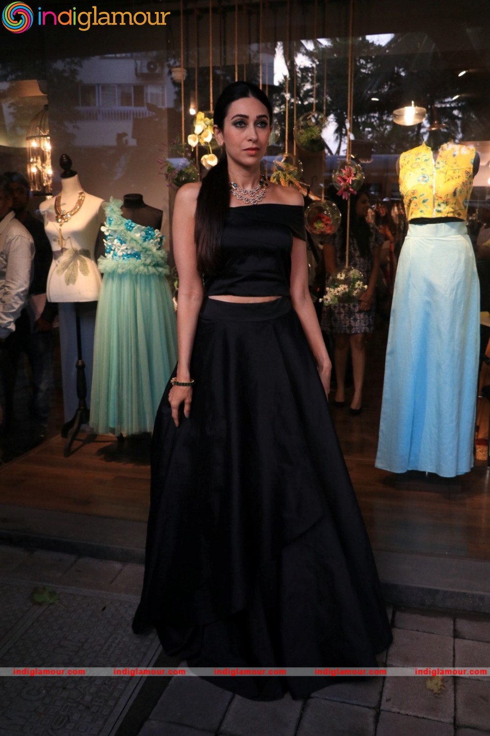 Karisma Kapoor Actress hd photo