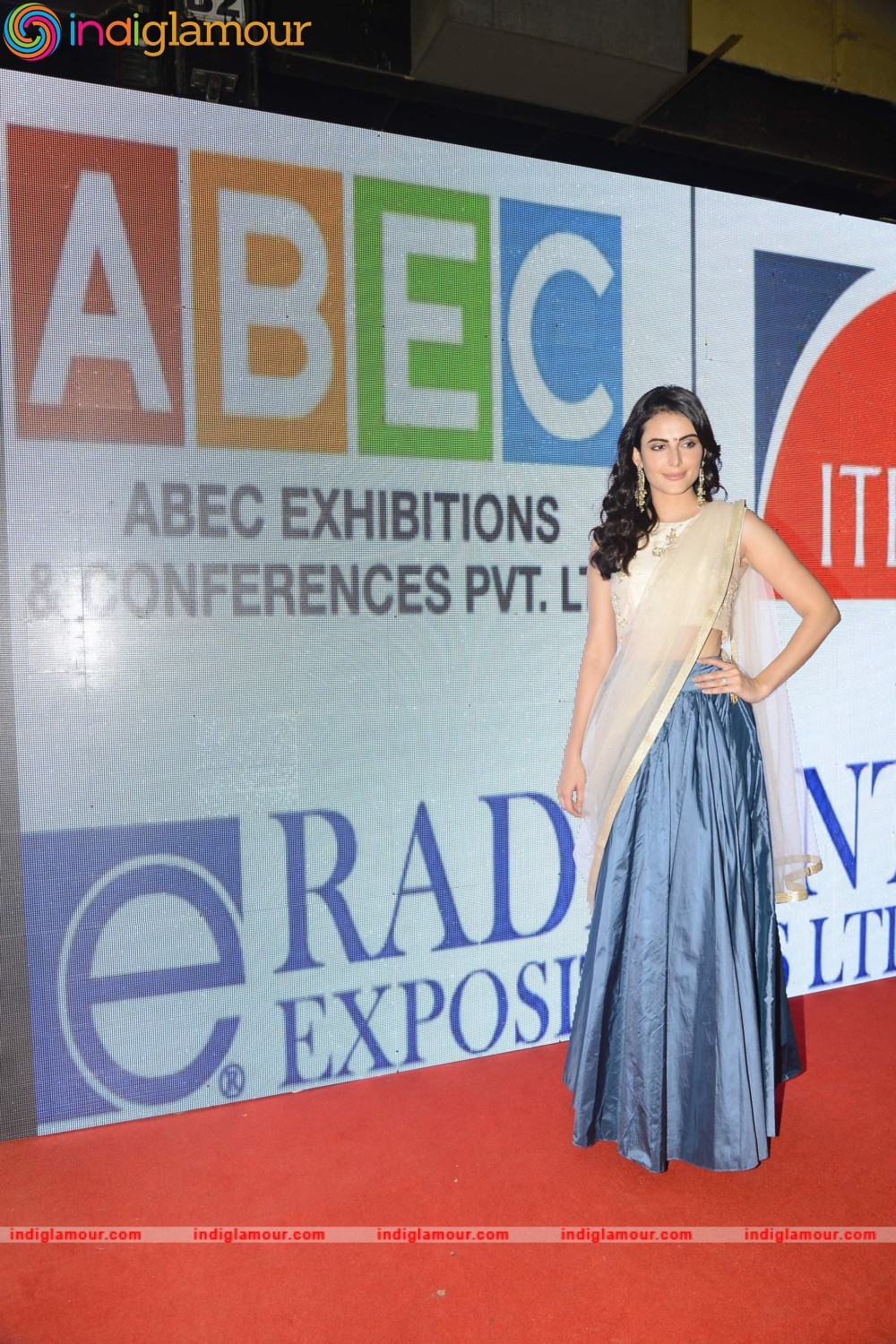 Mandana Karimi Actress hd photo