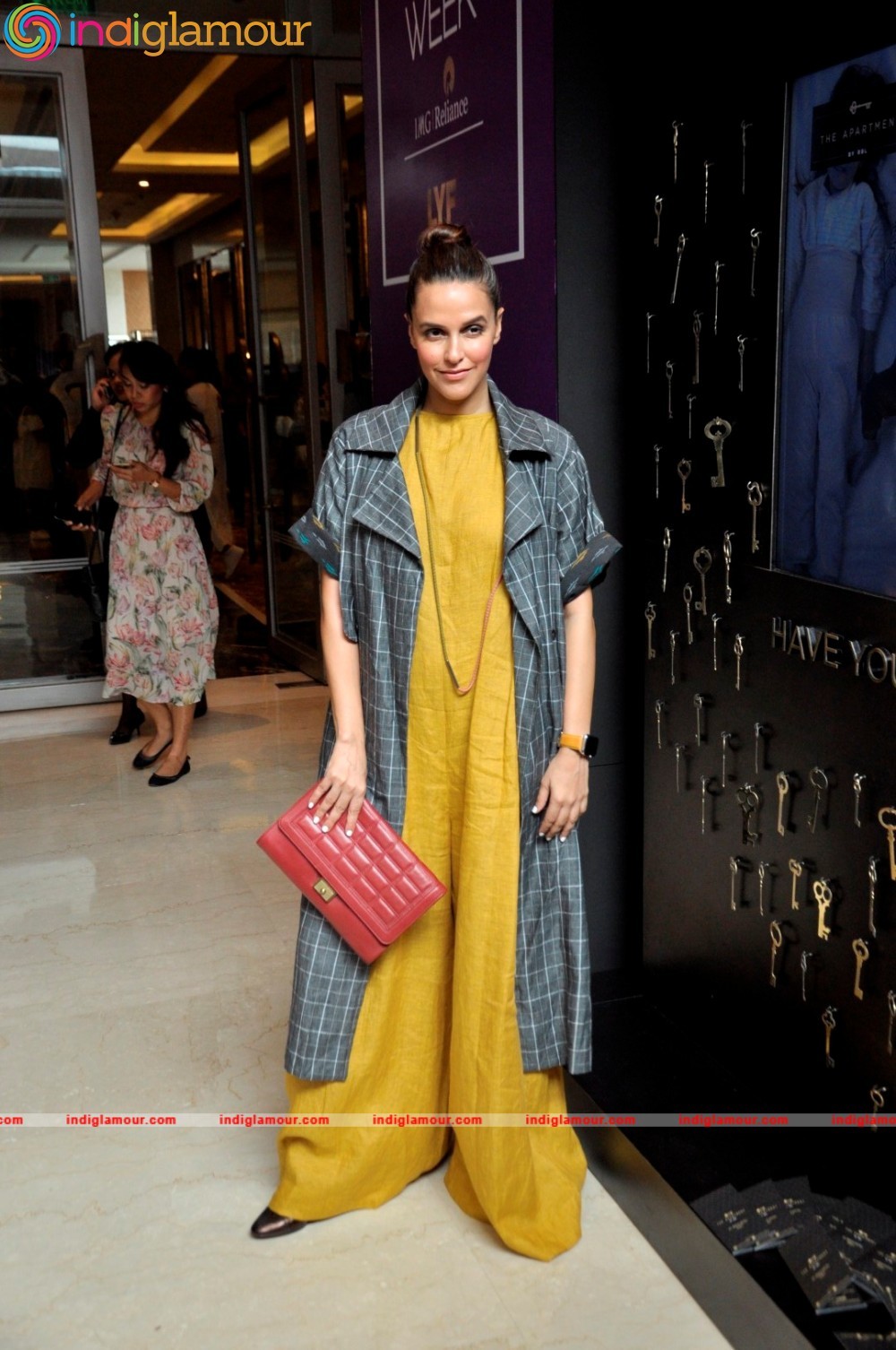Neha Dhupia Actress hd photo