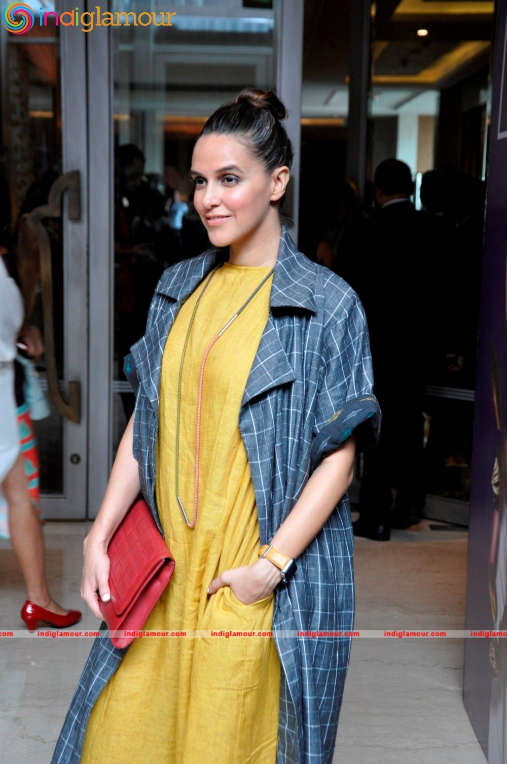 Neha Dhupia Actress hd photo