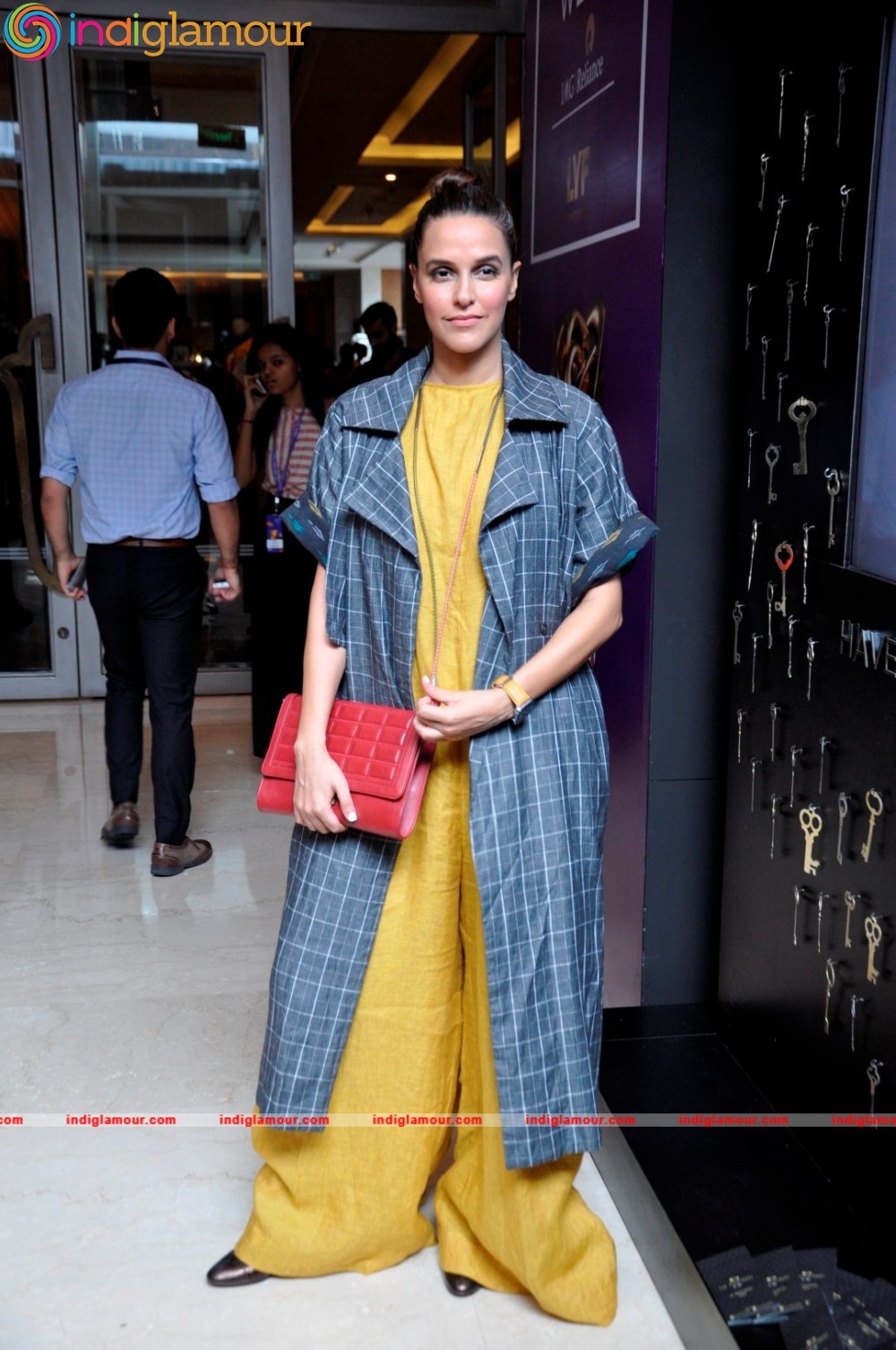 Neha Dhupia Actress hd photo