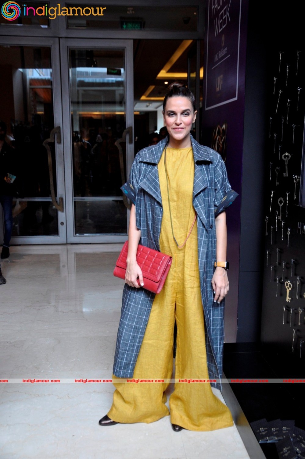 Neha Dhupia Actress hd photo