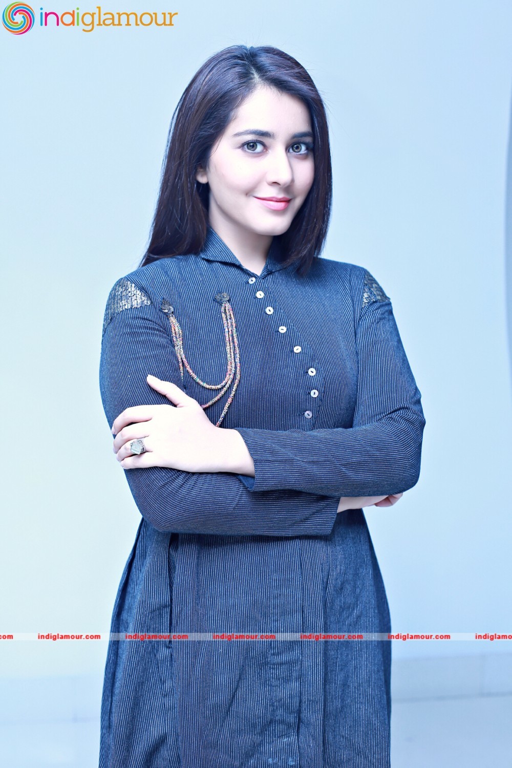 Raashi khanna Actress hd photo
