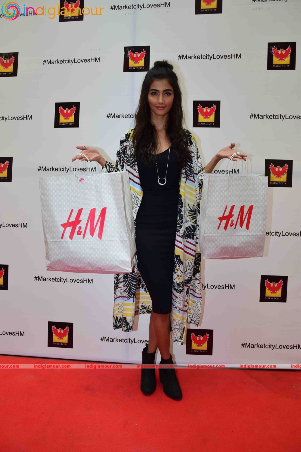 Pooja Hedge Actress hd photo