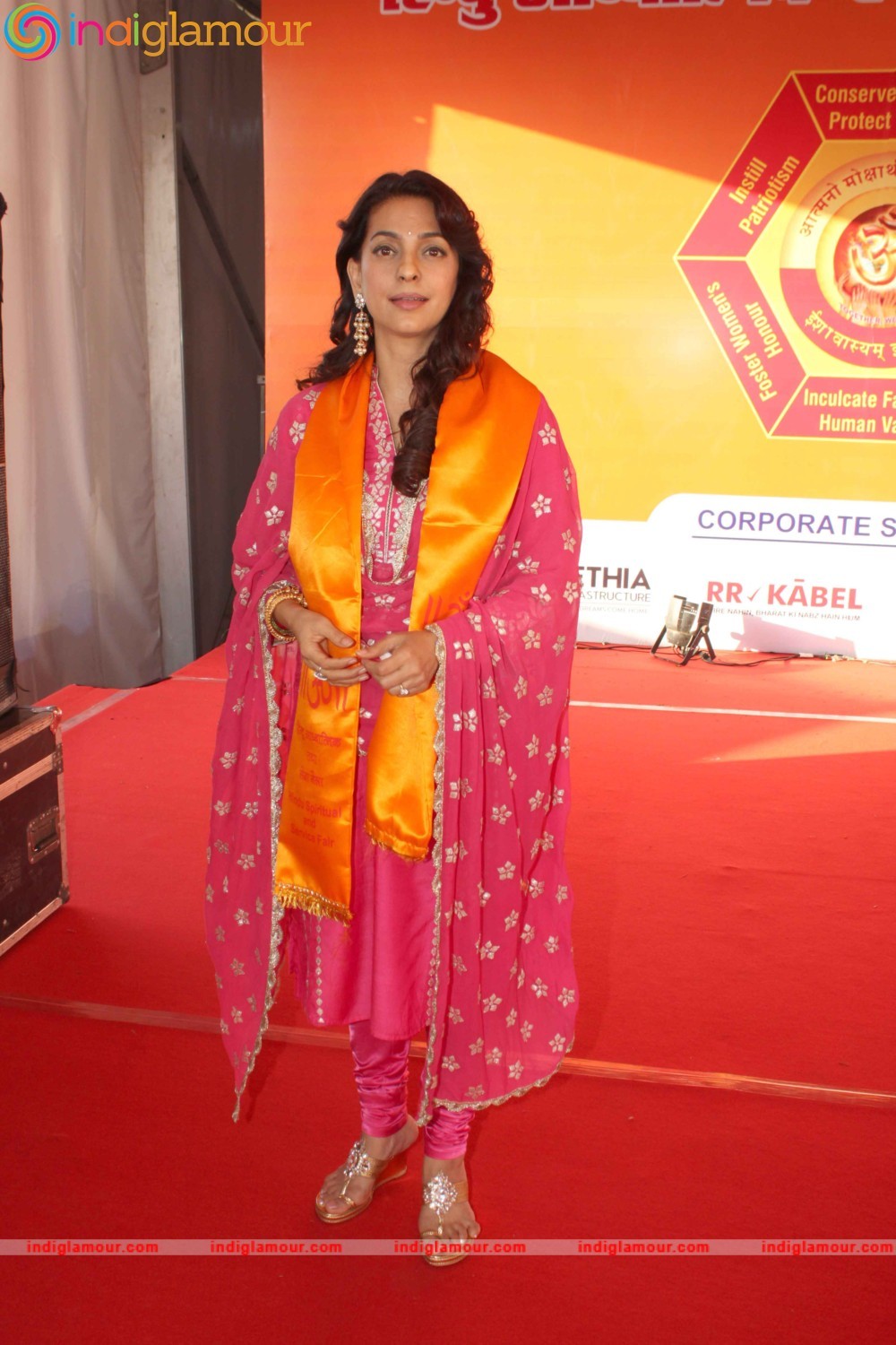 Juhi Chawla Actress hd photo