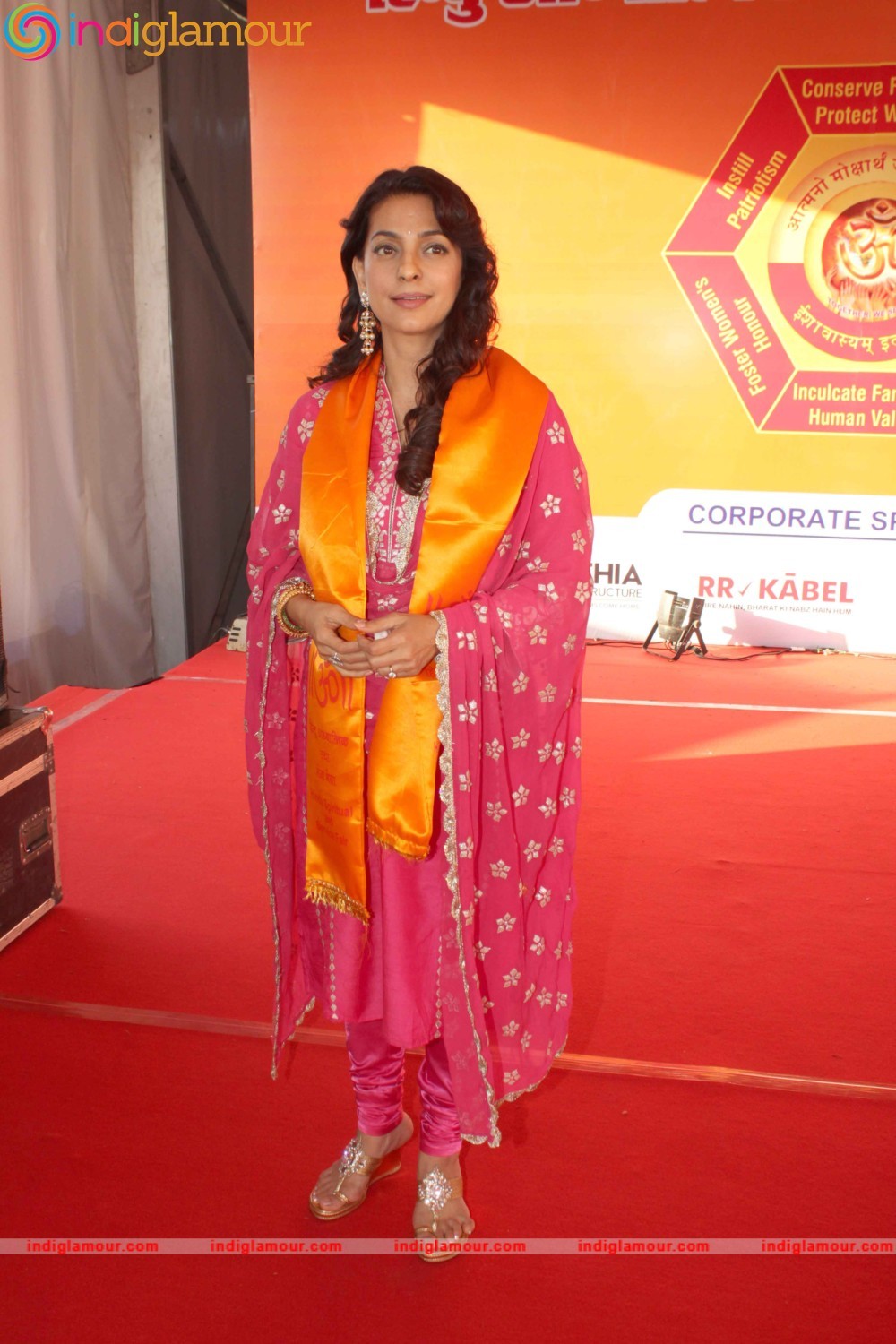 Juhi Chawla Actress hd photo