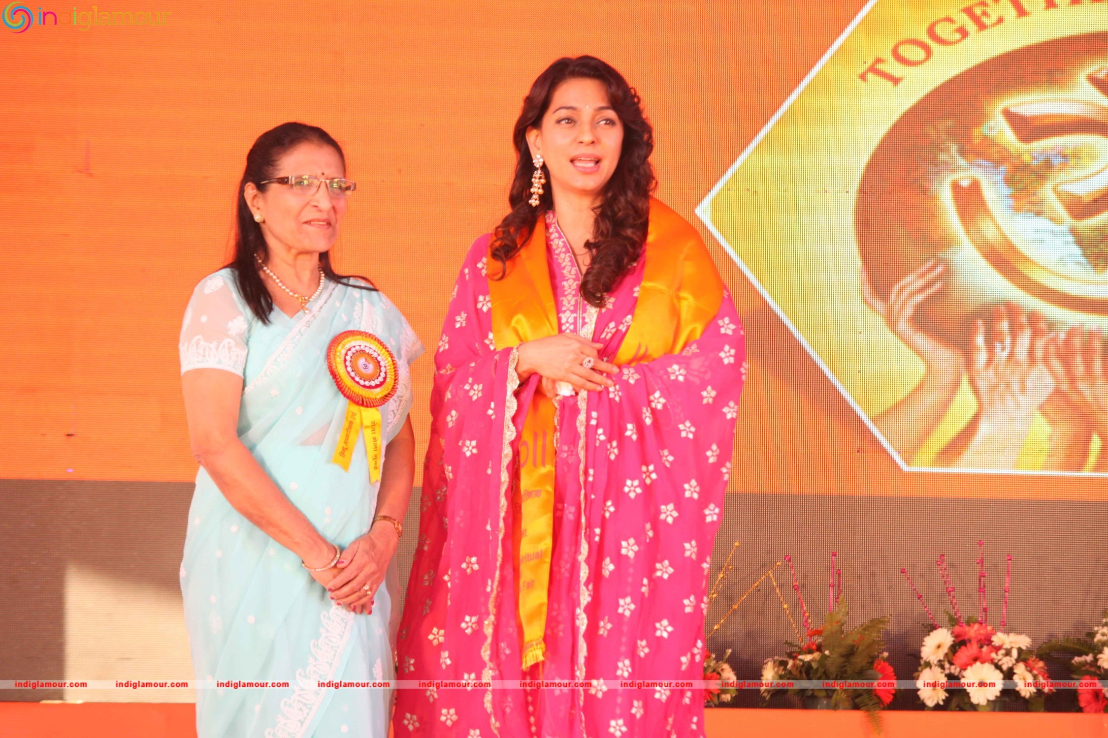 Juhi Chawla Actress hd photo