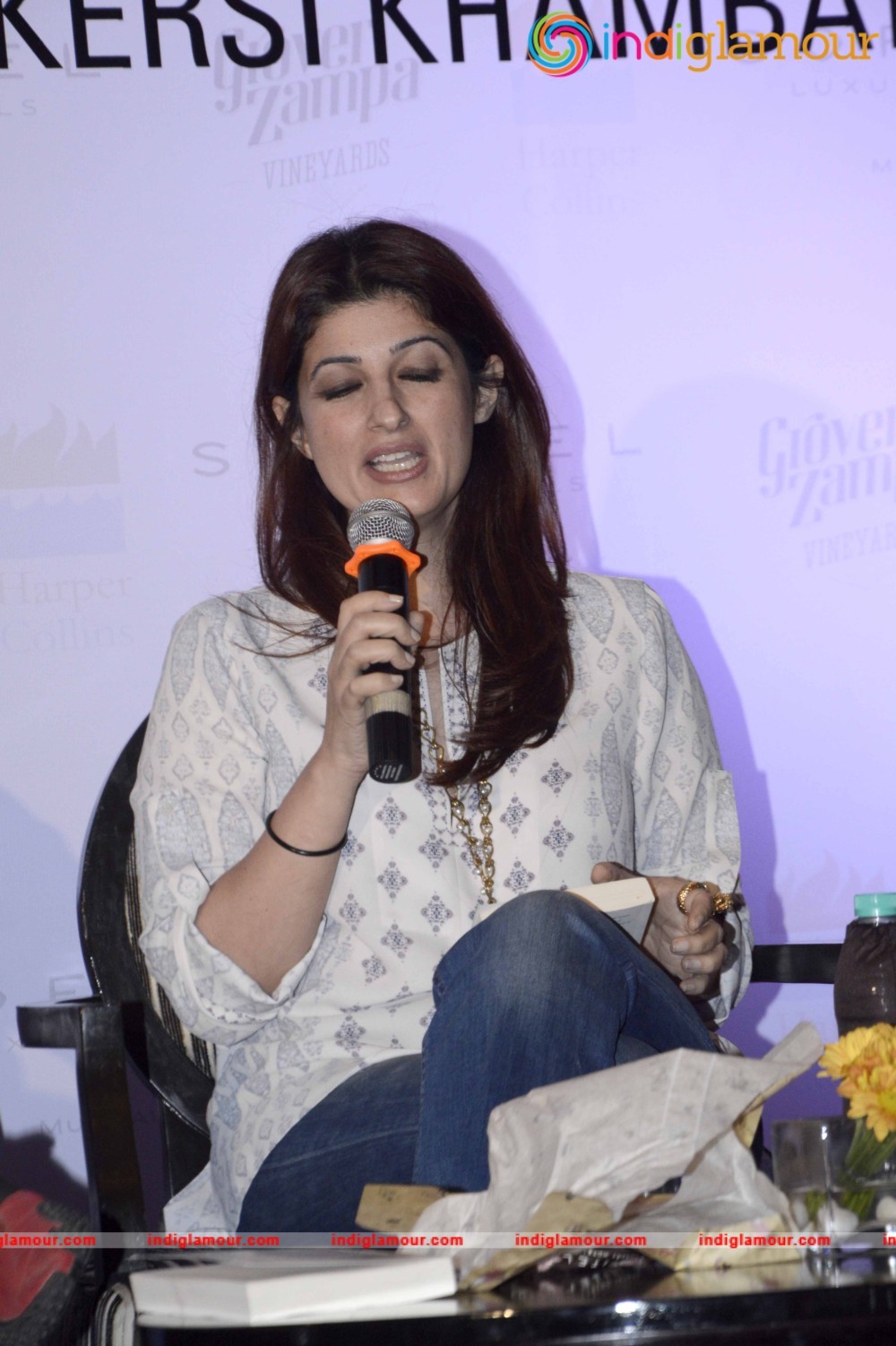 Twinkle Khanna Actress hd photo