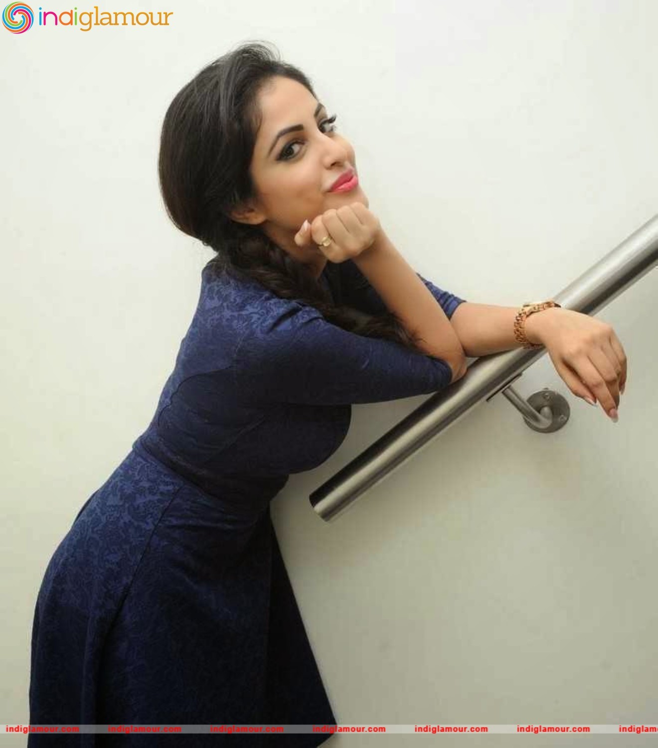 Priya Banerjee Actress hd photo