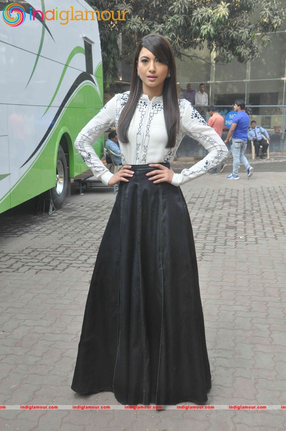 Gauhar Khan Actress hd photo