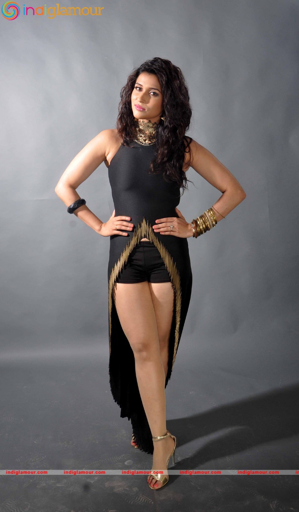 Mannara Chopra Actress hd photo