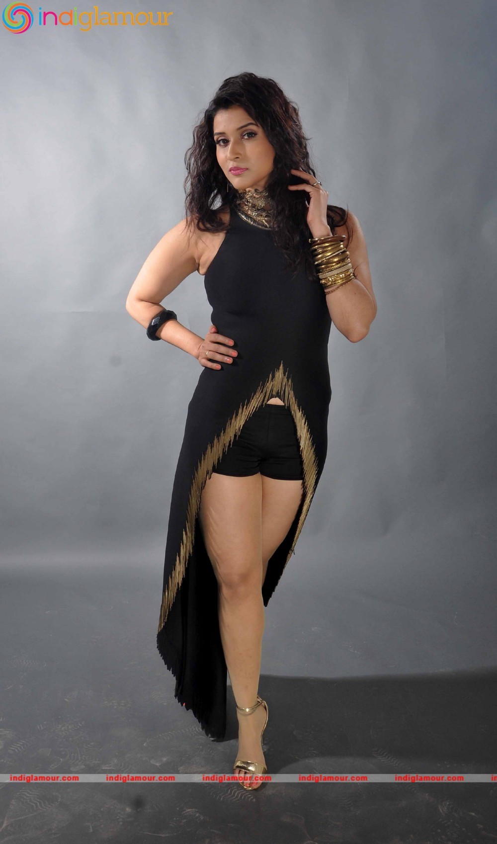 Mannara Chopra Actress hd photo