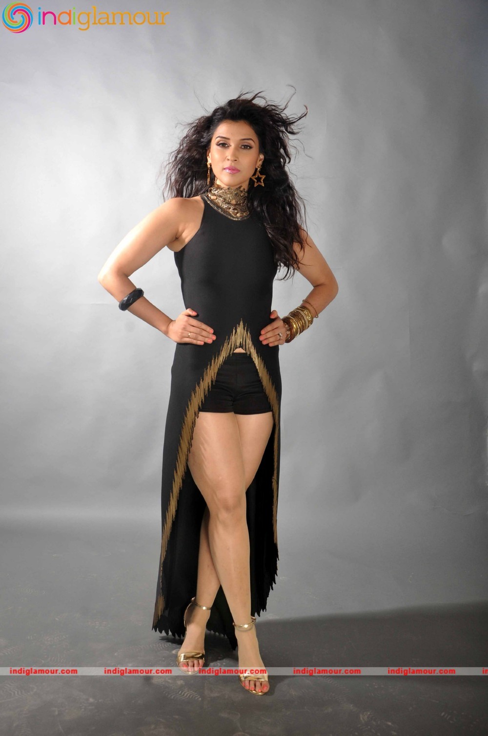 Mannara Chopra Actress hd photo