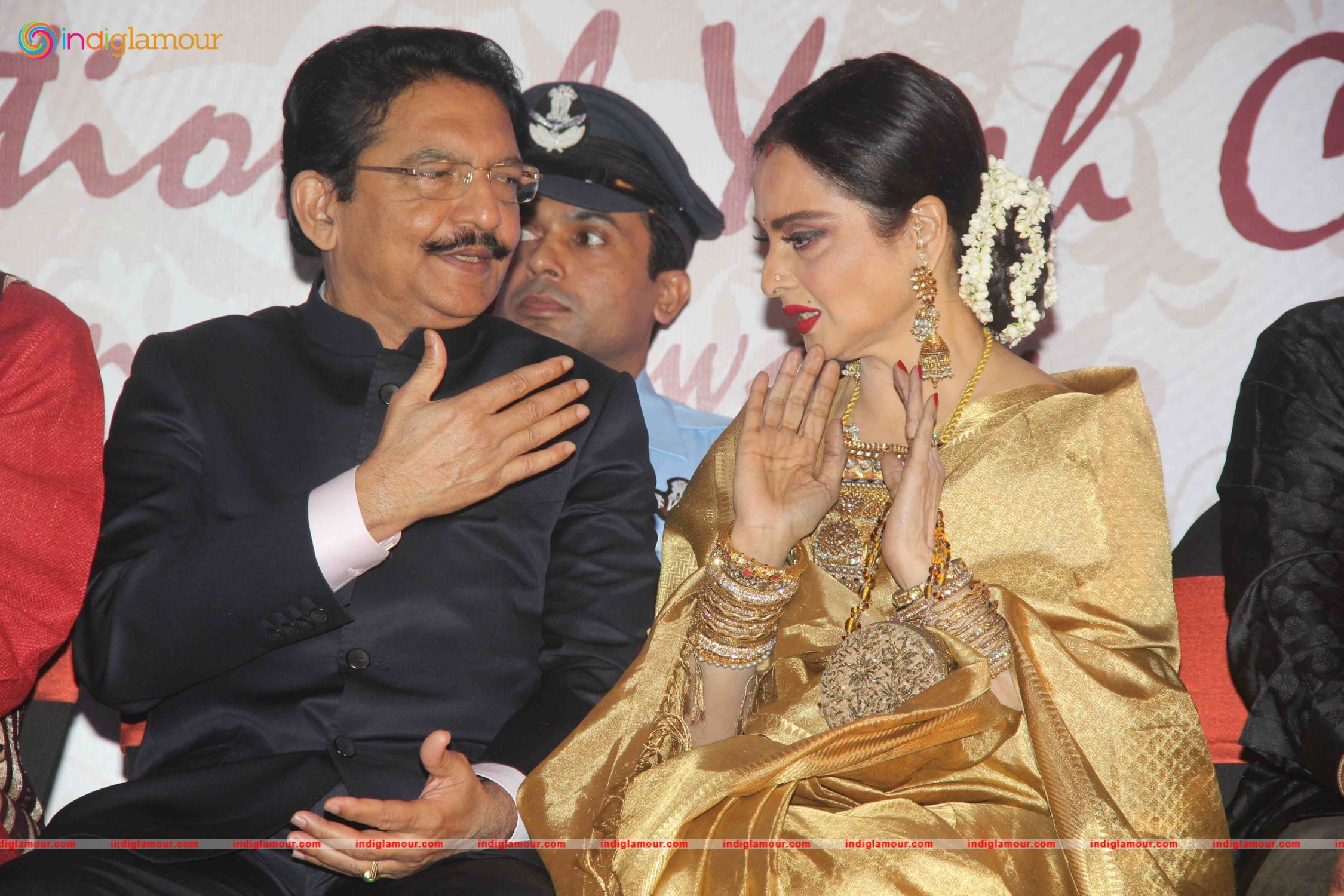 Rekha Actress hd photo