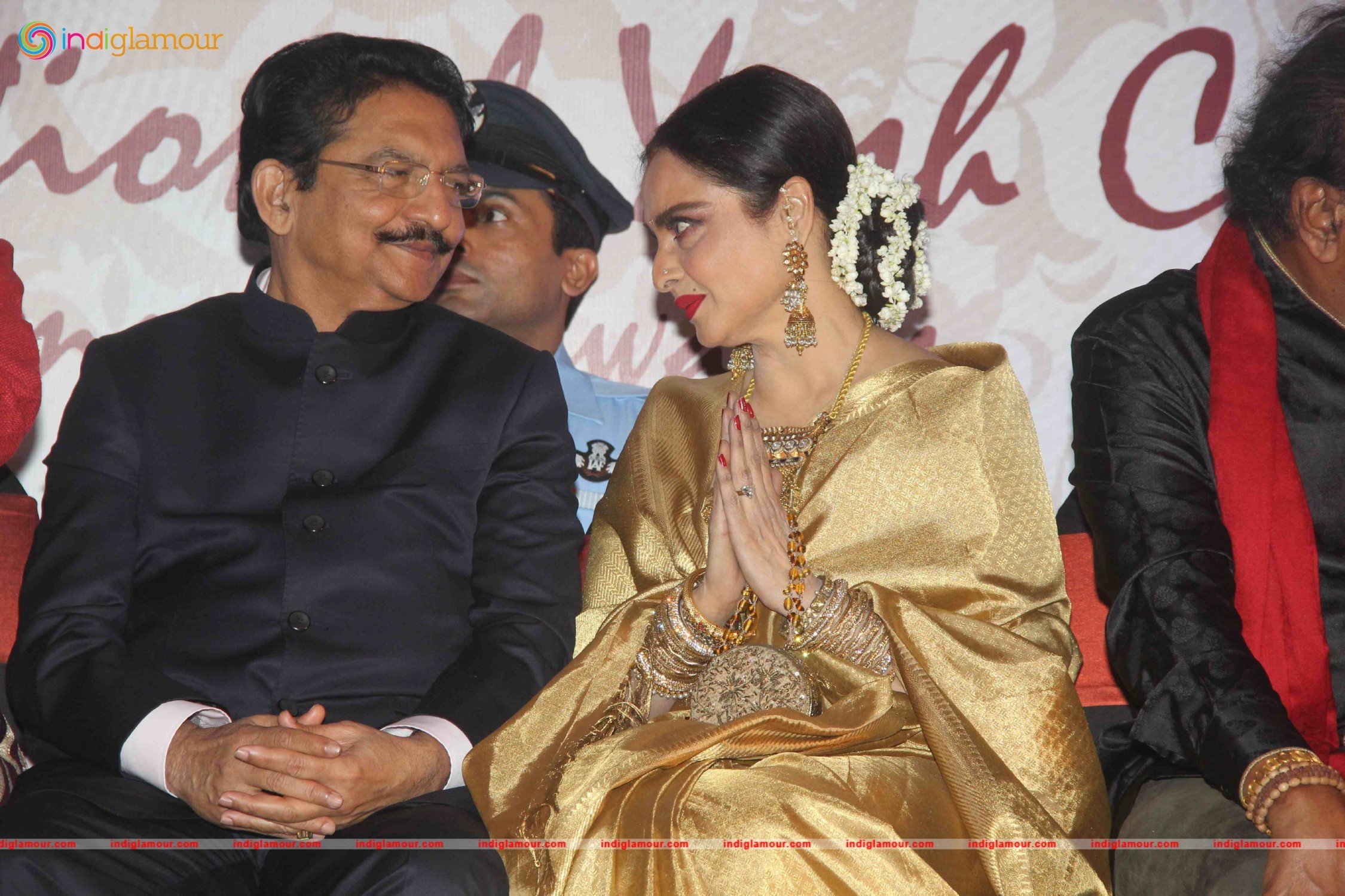 Rekha Actress hd photo
