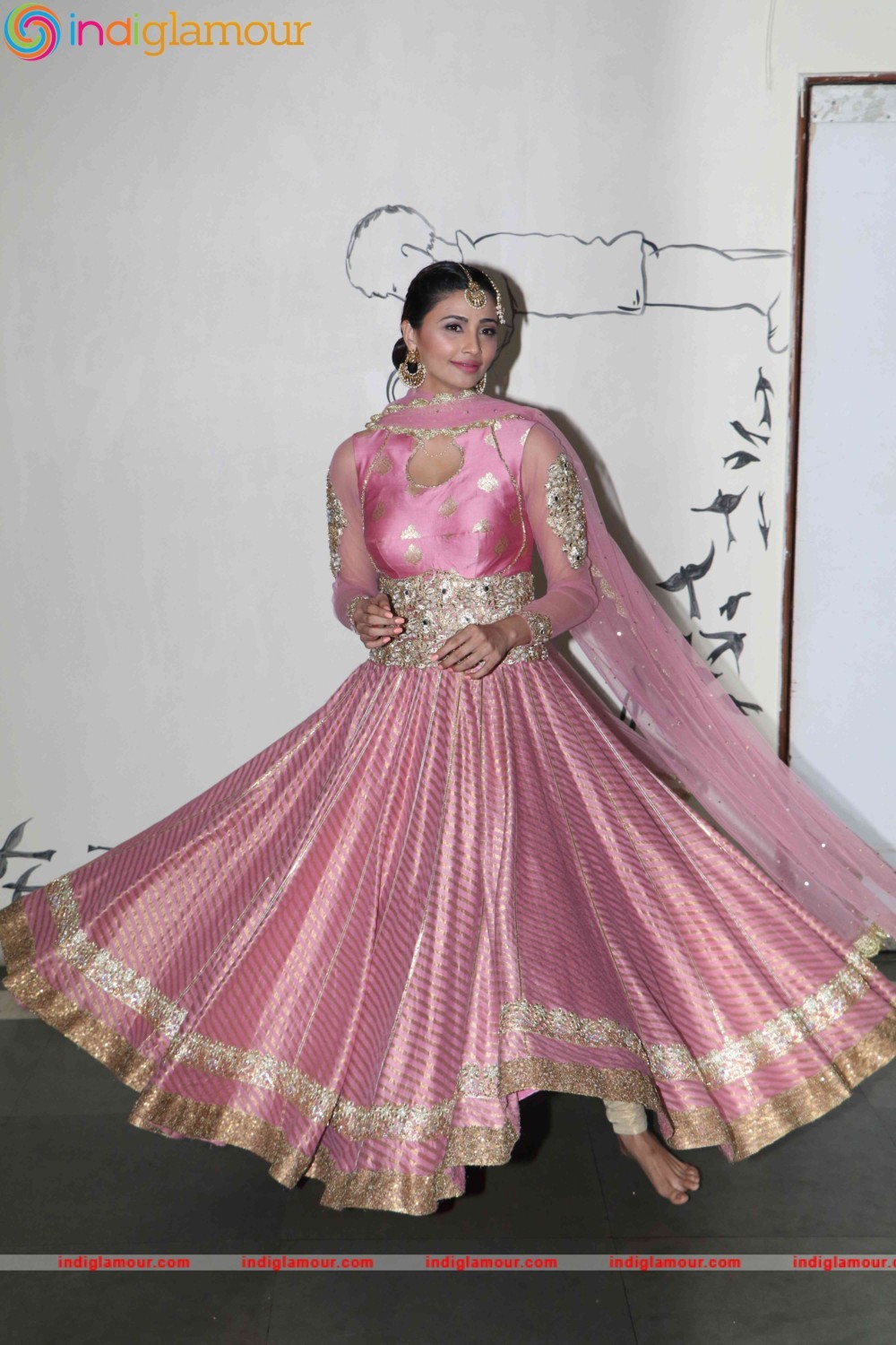 Daisy Shah Actress hd photo