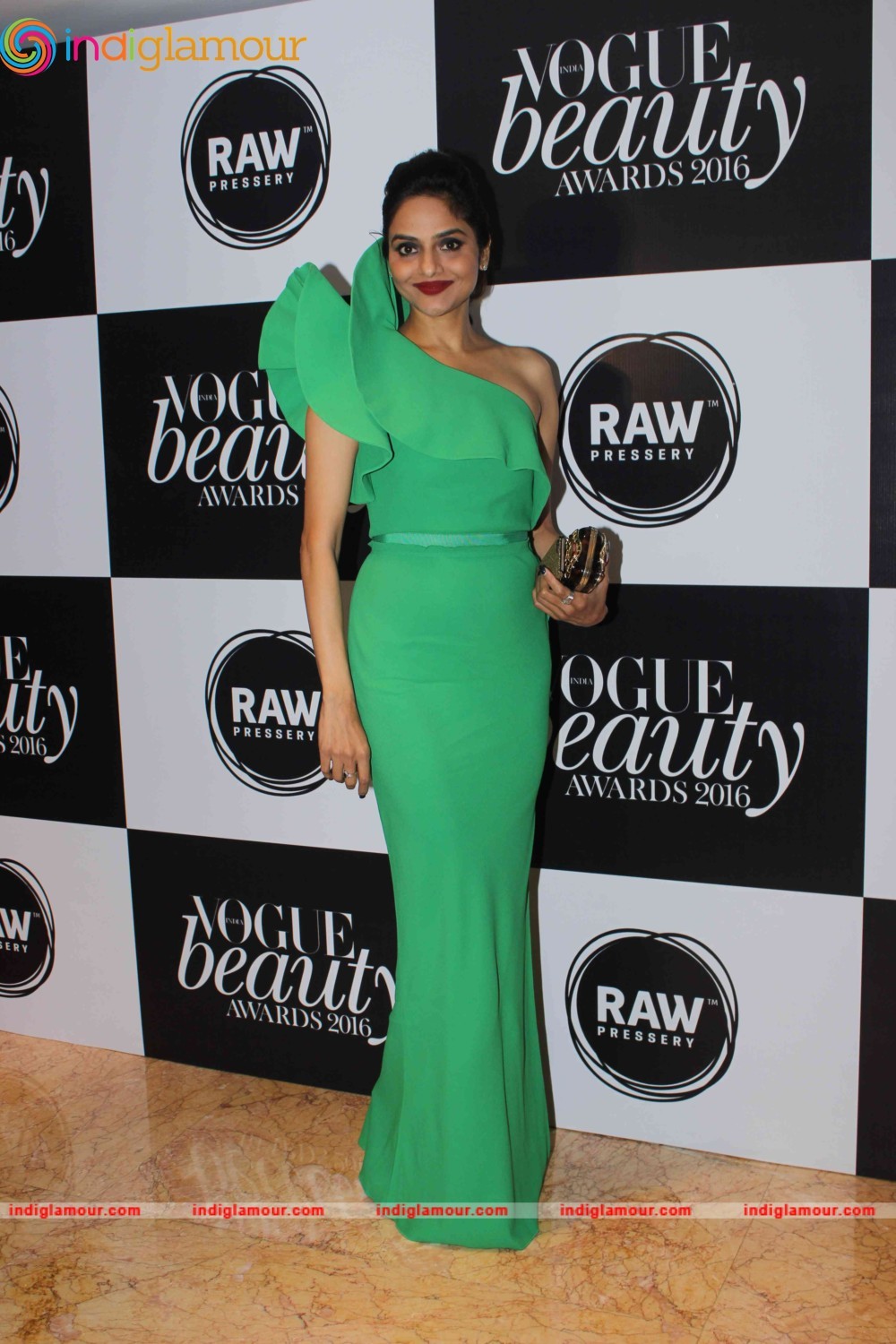 Madhoo Actress hd photo