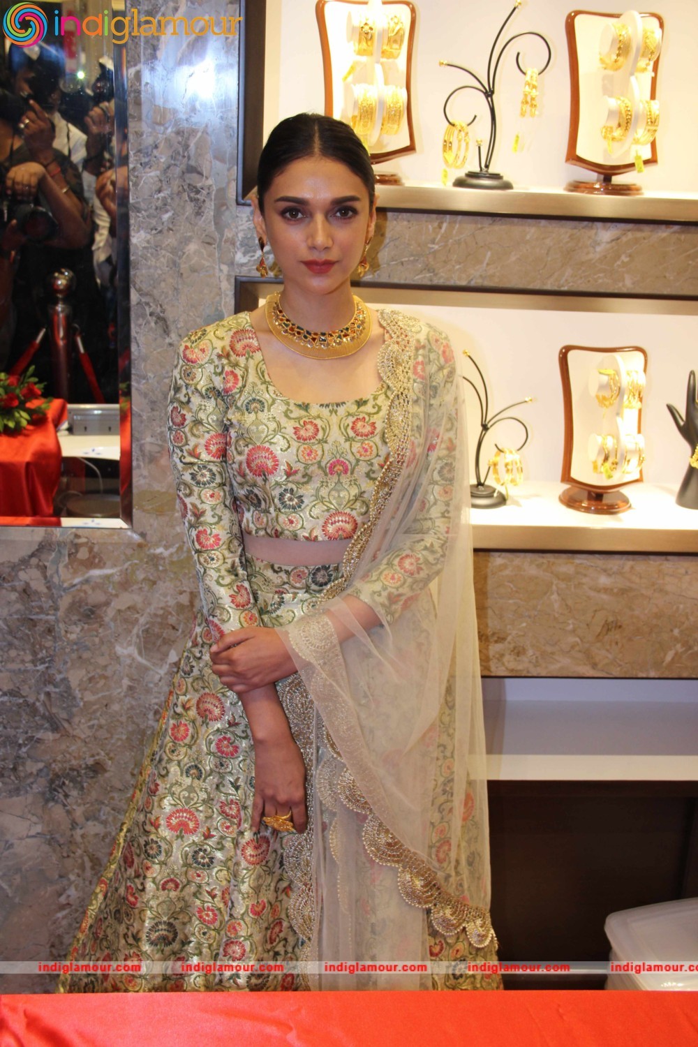 Aditi Rao Hydari Actress hd photo