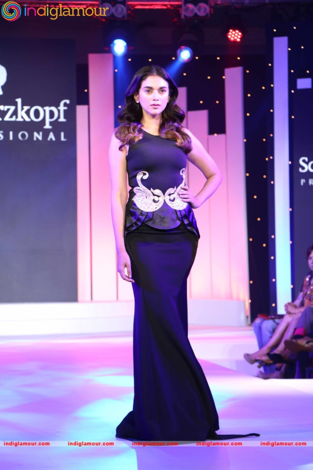 Aditi Rao Hydari Actress hd photo