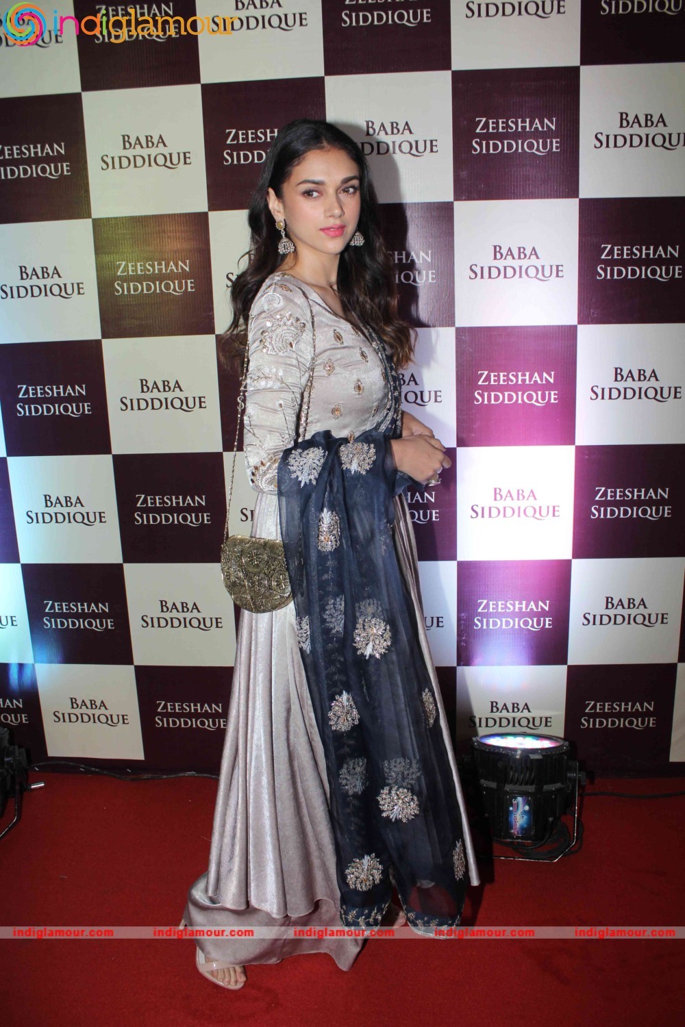 Aditi Rao Hydari Actress hd photo