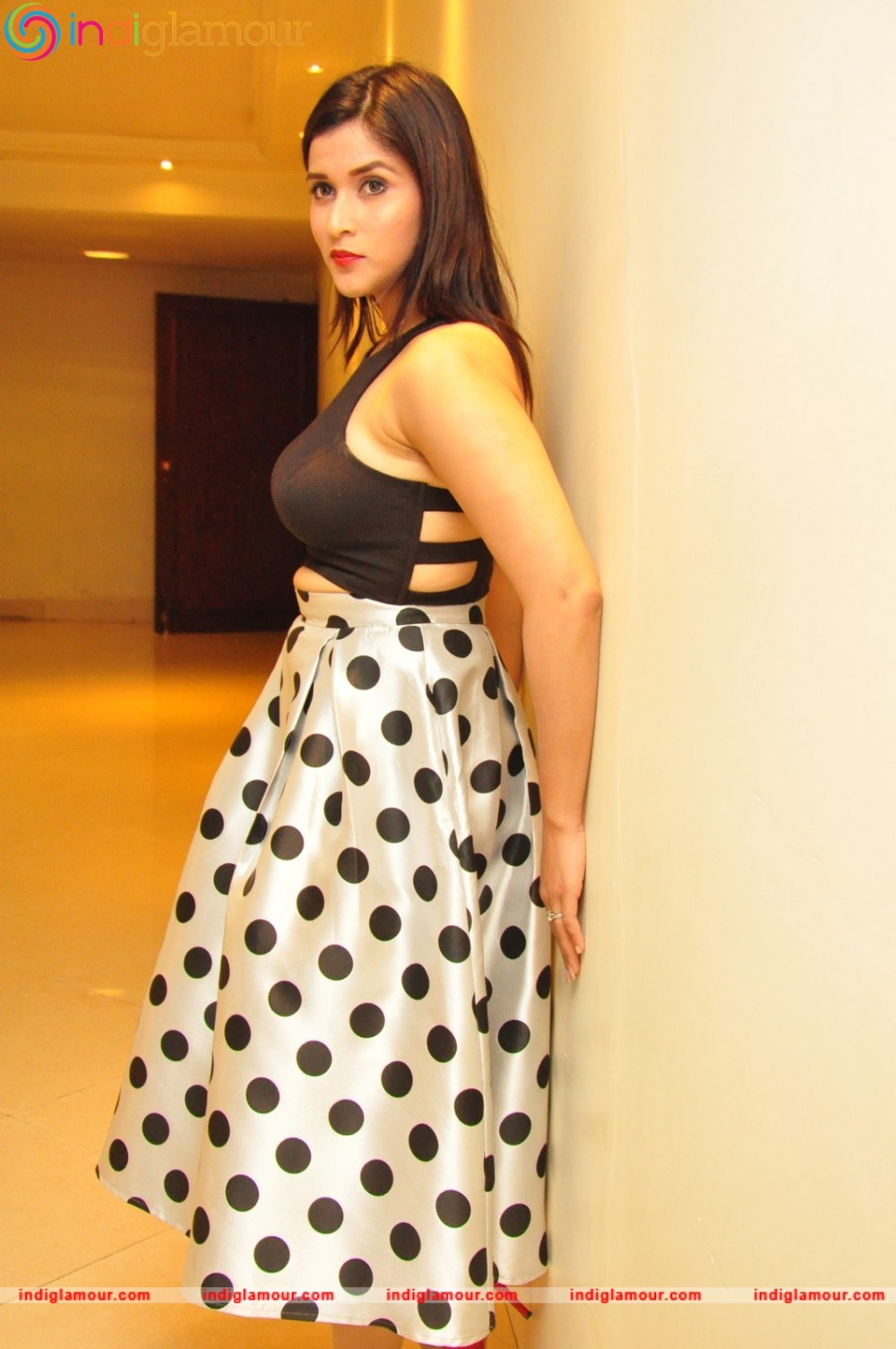 Mannara Chopra Actress hd photo
