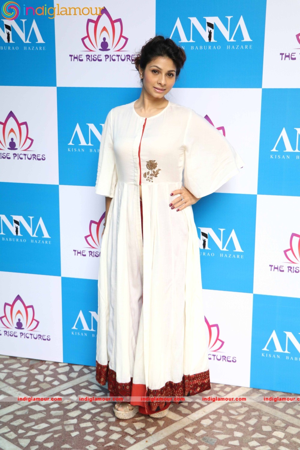 Tanishaa Mukerji Actress hd photo