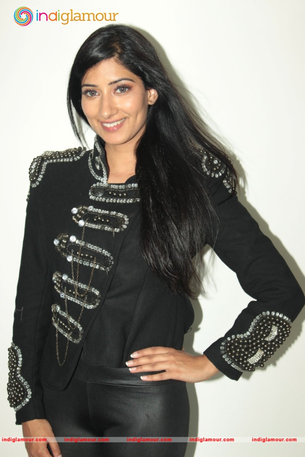 Niharika Raizada Actress hd photo