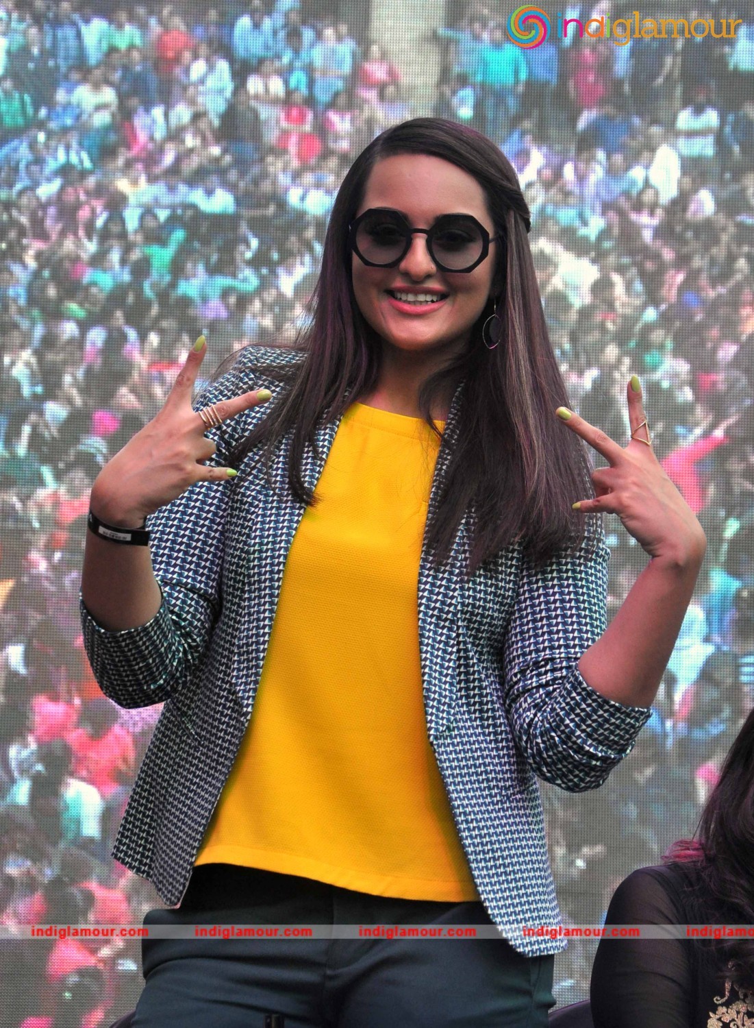 Sonakshi Sinha Actress hd photo
