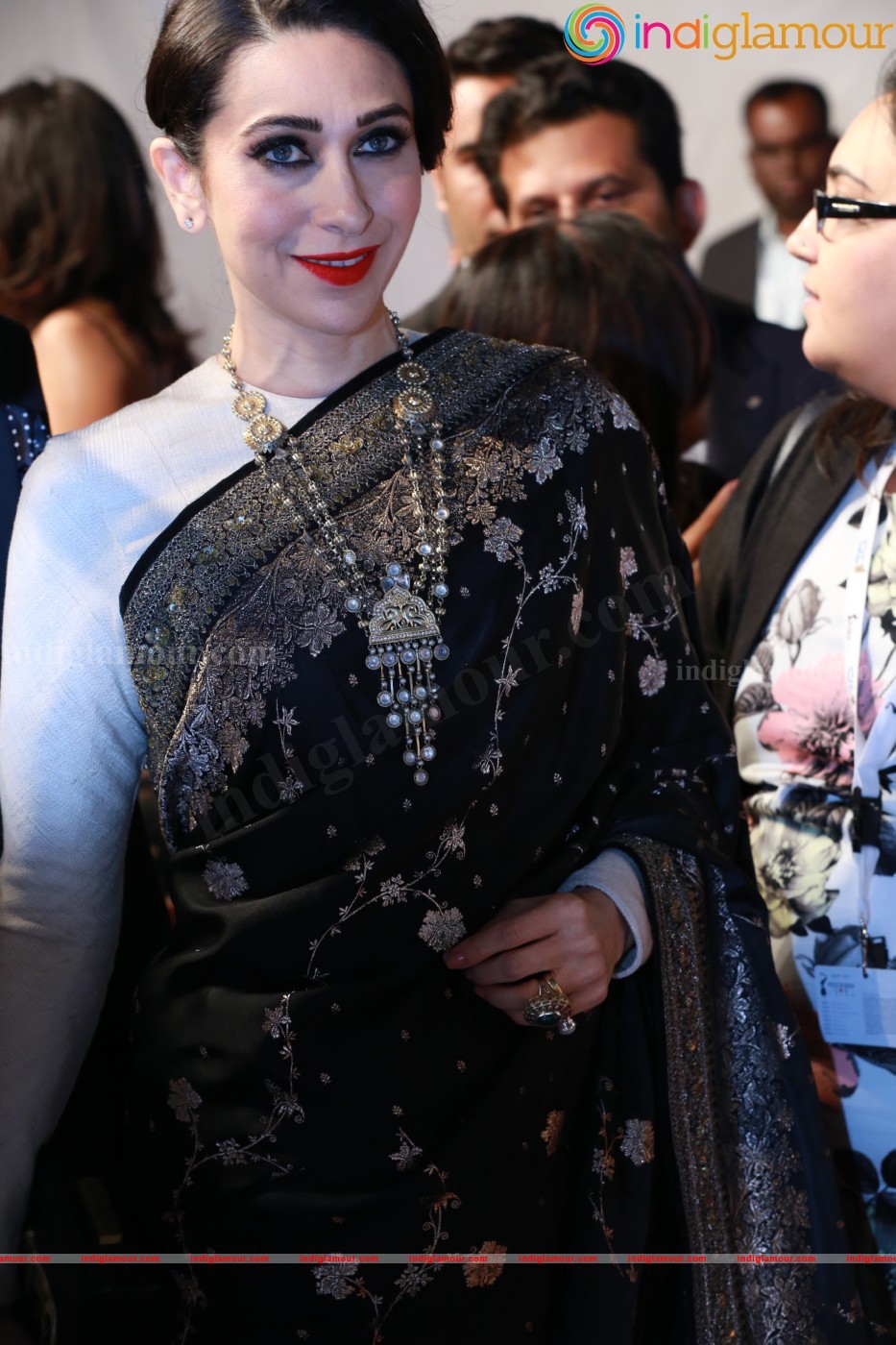 Karisma Kapoor Actress hd photo